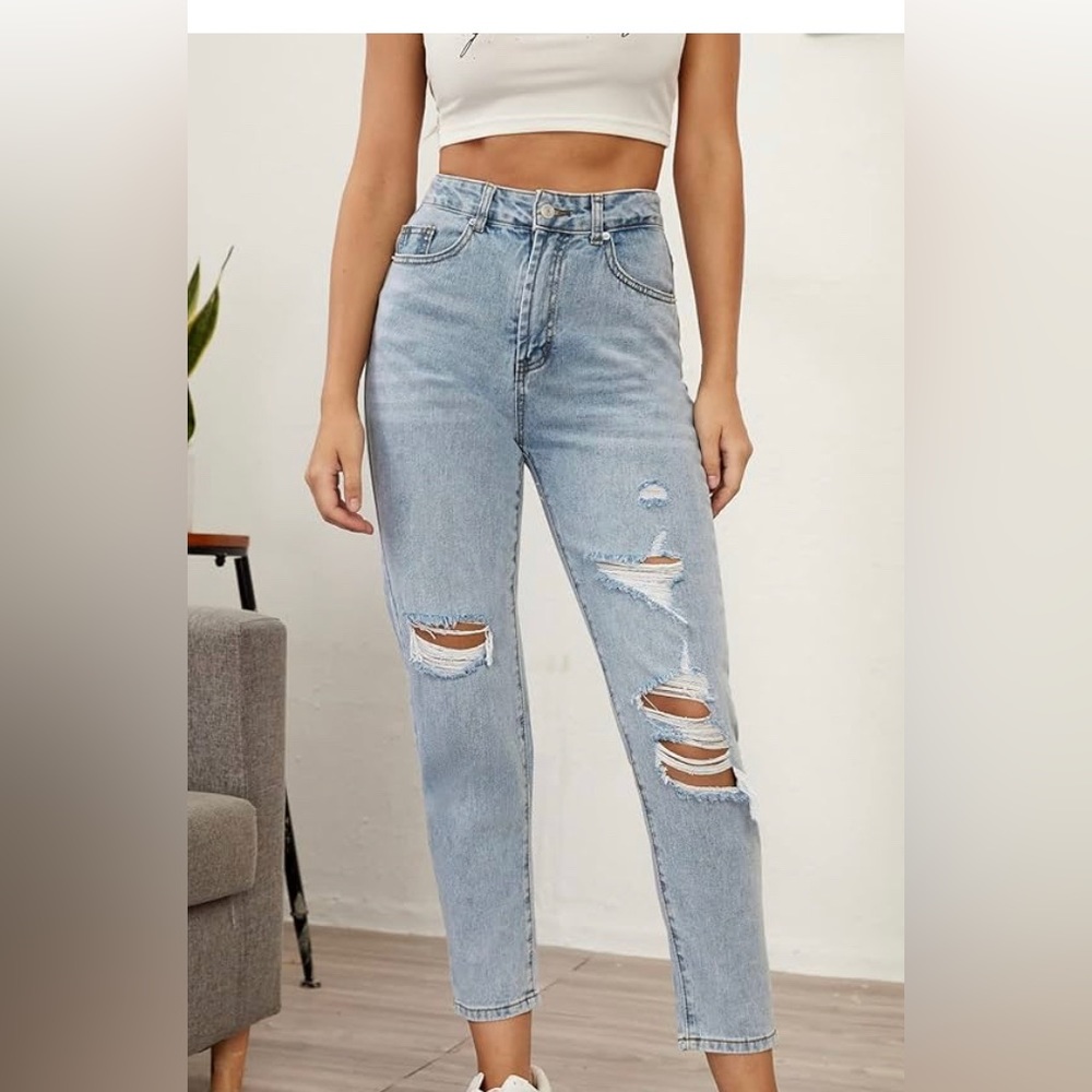 Shein mom jeans, size s -4, worn few times , high rise